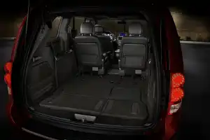 Dodge Grand Caravan — багажное отделение