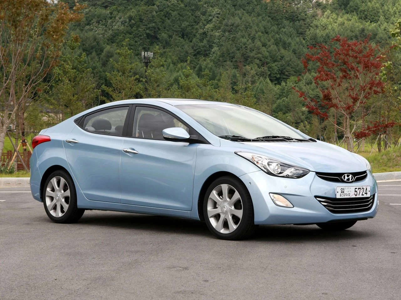 Hyundai Avante 2010–2015