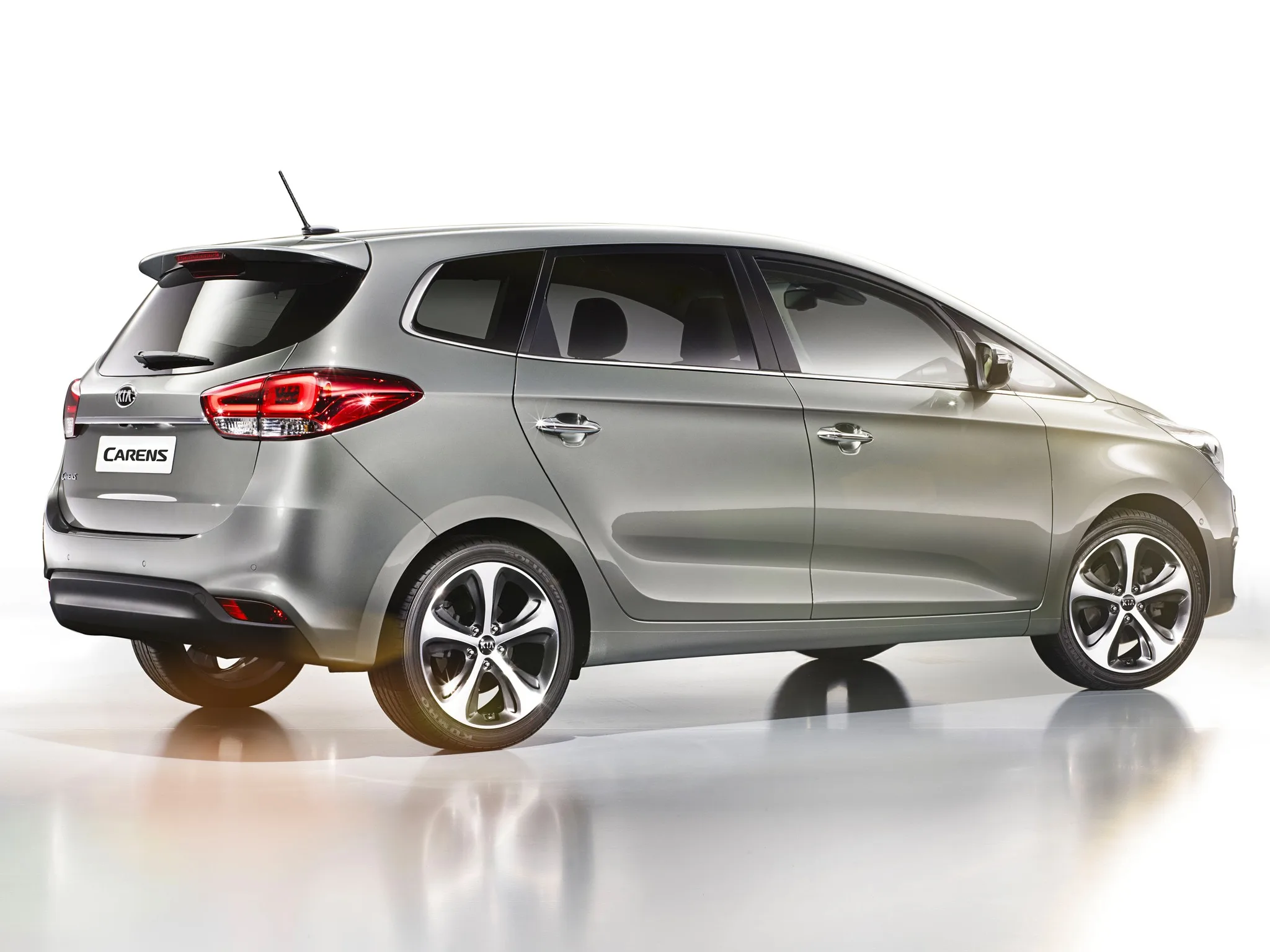 Kia Carens 2013–2016