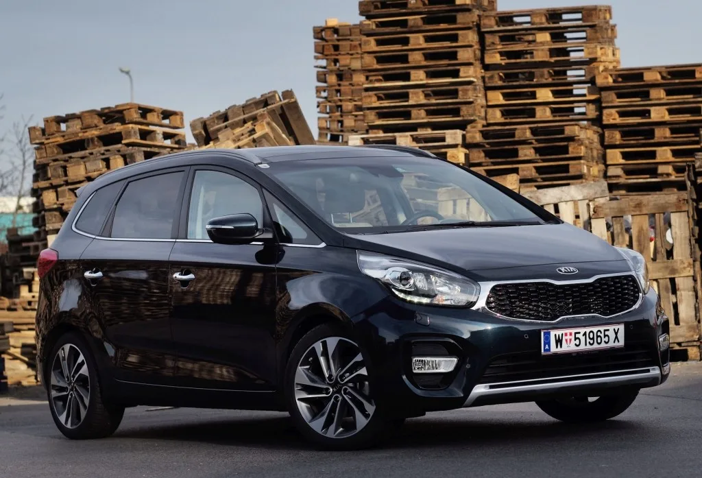 Kia Carens