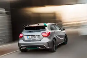 Mercedes-Benz A-Класс 2015–2018