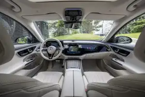 Интерьер Mercedes-Benz