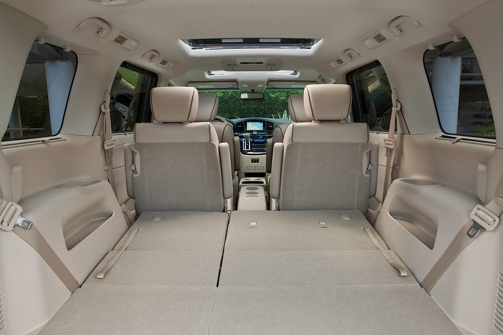Nissan Quest 2011–2017