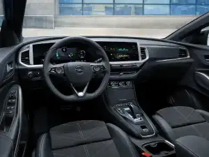 Opel Grandland X 2021–2024 · Grandland