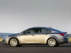 Opel Insignia 2008–2013