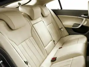 Opel Insignia 2008–2013