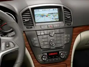 Opel Insignia 2008–2013