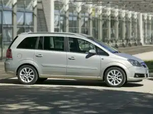 Opel Zafira 2005–2008