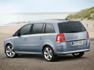 Opel Zafira 2008–2014