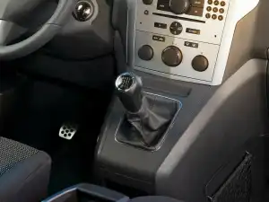 Opel Zafira 2008–2014