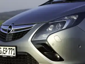 Opel Zafira 2011–2016