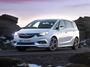 Opel Zafira 2016–2019
