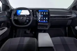 2023–2026 (V поколение / E-Tech) photo