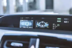 Toyota Prius 2018–2022