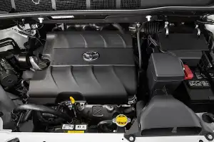 Toyota Sienna 2014–2017