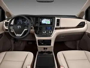 Toyota Sienna 2014–2017