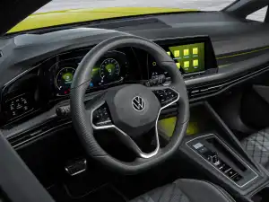 Volkswagen Golf 2019–2024