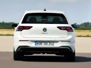 Volkswagen Golf 2024–2026