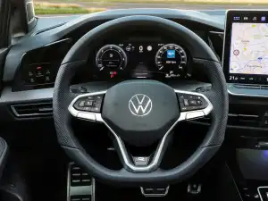 Volkswagen Golf 2024–2026
