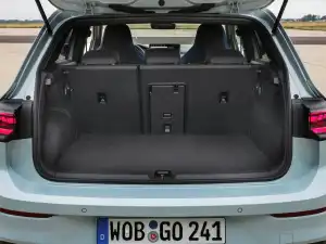 Volkswagen Golf 2024–2026