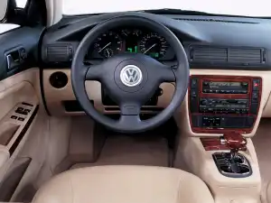 Volkswagen Passat 1996–2001
