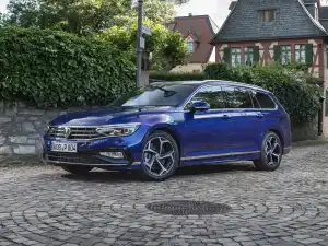 Volkswagen Passat 2019–2023