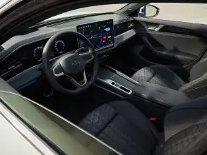 Volkswagen Passat 2023–2026