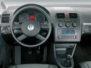 Volkswagen Touran 2003–2006