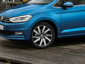 Volkswagen Touran 2015–2026