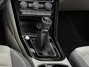 Volkswagen Touran 2015–2026