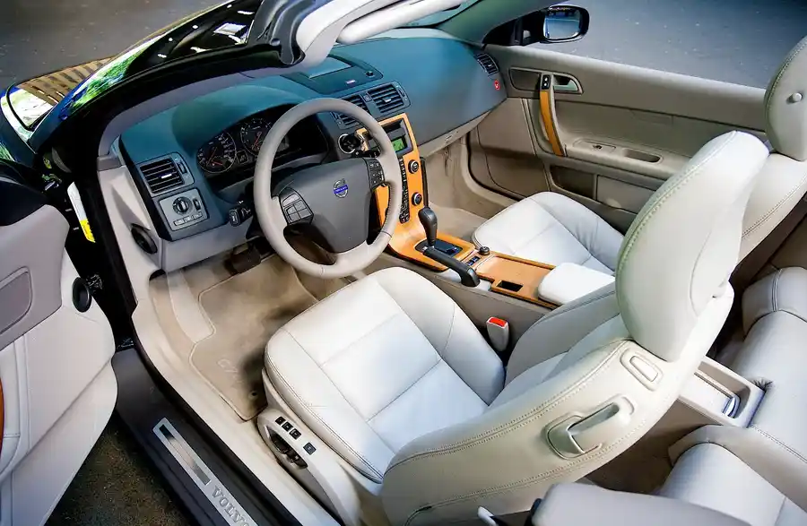Салон Volvo