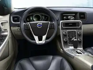 Volvo V60 2010–2013