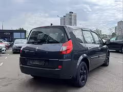 Renault Scenic II · Рестайлинг — Изображение 6