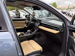 Geely Boyue L I — Изображение 15