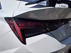Hyundai Avante AD — Изображение 12