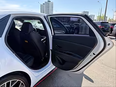 Hyundai Avante AD — Изображение 14