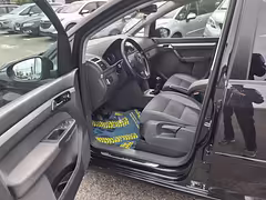 Volkswagen Touran I · 2-й рестайлинг — Изображение 9