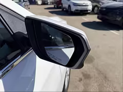 Chevrolet Equinox III · Рестайлинг — Изображение 13