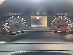 Peugeot 2008 II — Изображение 20