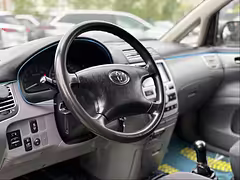 Toyota Avensis Verso I — Изображение 8