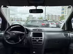 Toyota Avensis Verso I — Изображение 18