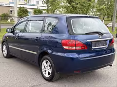 Toyota Avensis Verso I — Изображение 20