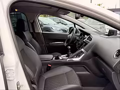 Peugeot 3008 I · Рестайлинг — Изображение 23