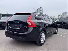 Volvo V60 I — Изображение 7