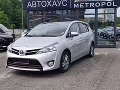 Toyota Verso I · Рестайлинг — Изображение 2