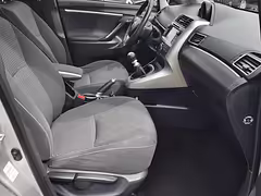 Toyota Verso I · Рестайлинг — Изображение 21