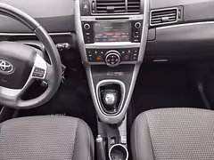 Toyota Verso I · Рестайлинг — Изображение 23