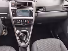Toyota Verso I · Рестайлинг — Изображение 24