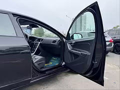 Volvo V60 I · Рестайлинг — Изображение 17