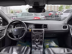 Volvo V60 I · Рестайлинг — Изображение 23